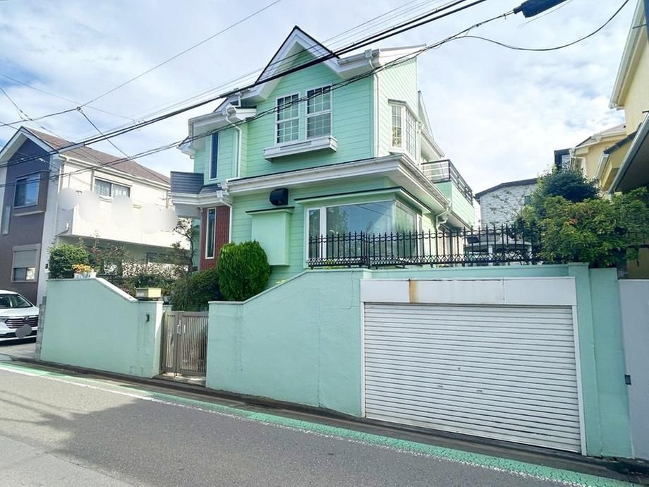 5LDK Detached House for Sale in Fuchu, Tokyo - 128m2 - Thumbnail 3