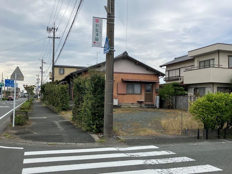 Spacious 3LDK+S Single-Story House for Sale in Hamamatsu - Thumbnail 4