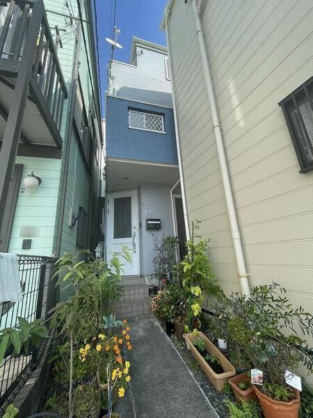 4DK House for Sale in Hodogaya, Yokohama - 34.8 Million Yen - Thumbnail 2
