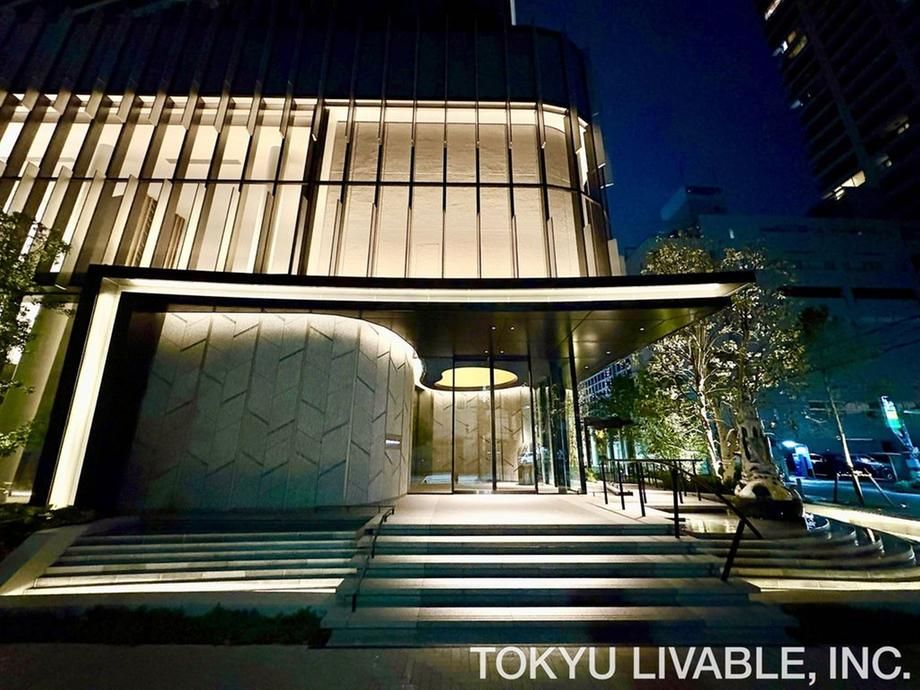 New 3LDK Apartment at 37F in Fukushima, Osaka - 76m2 - Thumbnail 3