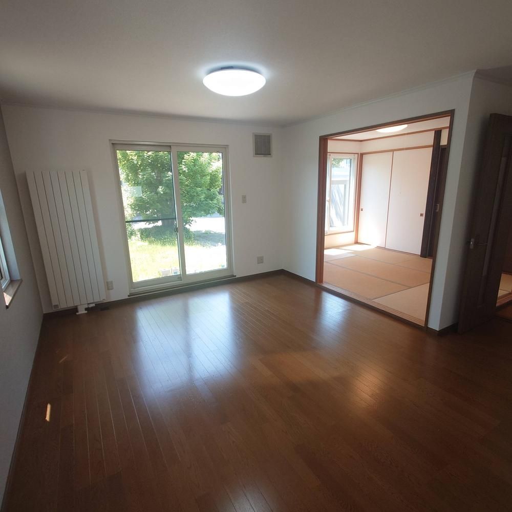 5LDK Detached House in Sapporo Kita Ward with Parking - Thumbnail 4