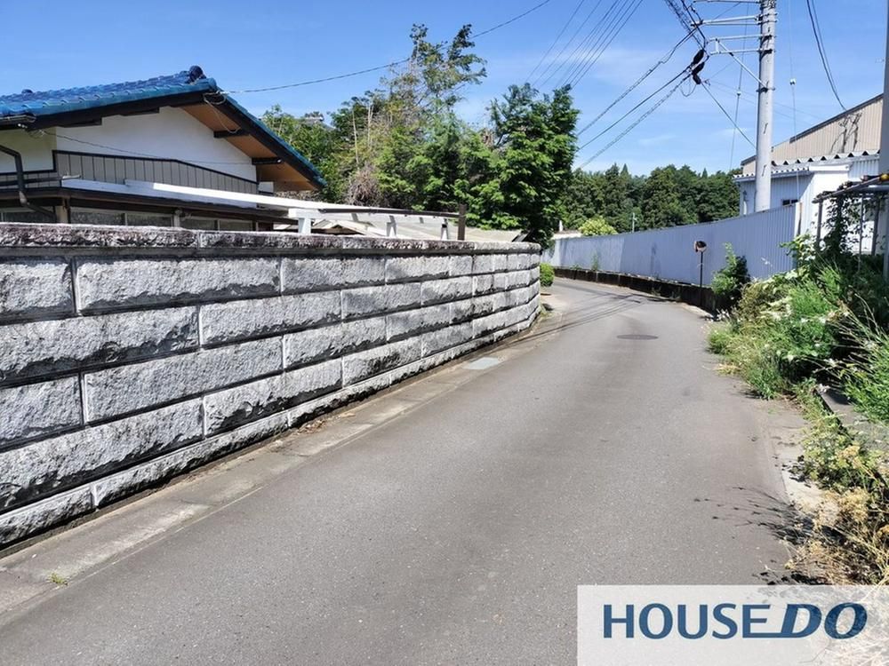 962m² Land for Sale in Tsuchiura, Ibaraki - 18.8M Yen - Thumbnail 2