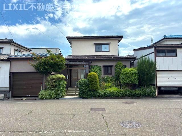 Spacious 5DK House for Sale in Joetsu City, Niigata - Thumbnail 2