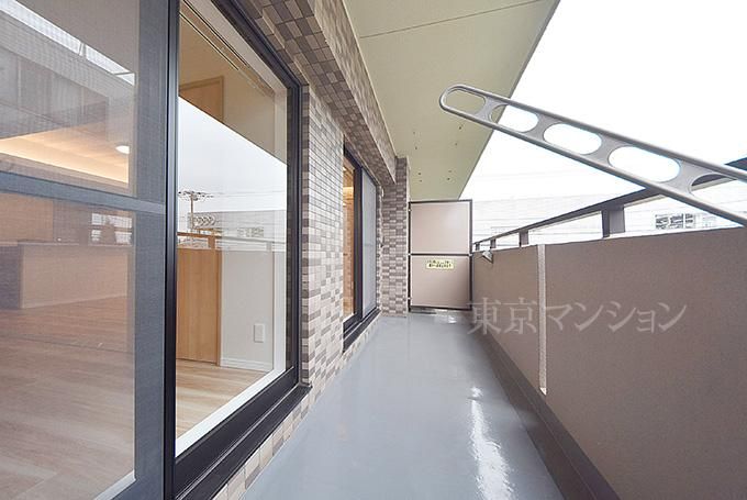Renovated 3LDK Apartment for Sale in Nerima, Tokyo - Thumbnail 2