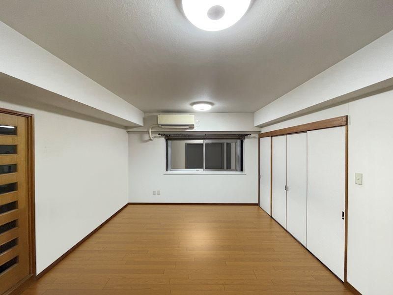 Kamishidai Iris 4LDK Apartment for Sale in Nagoya - Thumbnail 3