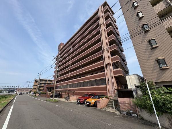3LDK Apartment for Sale in Miyazaki City, Miyazaki Prefecture - Thumbnail 2