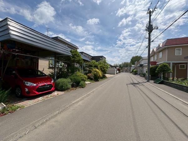 3LDK House for Sale in Teine-ku, Sapporo with 208.5m² Land - Thumbnail 2