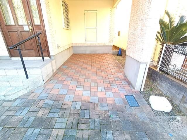 Renovated 4LDK House with Ene-Farm in Inage-ku, Chiba - Thumbnail 3