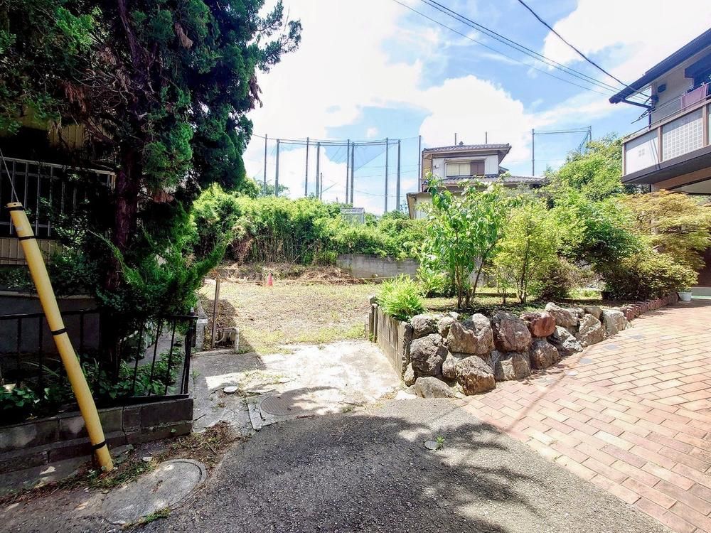 Land for Sale in Isogo-ku, Yokohama - 162.78m2 Plot - Thumbnail 3