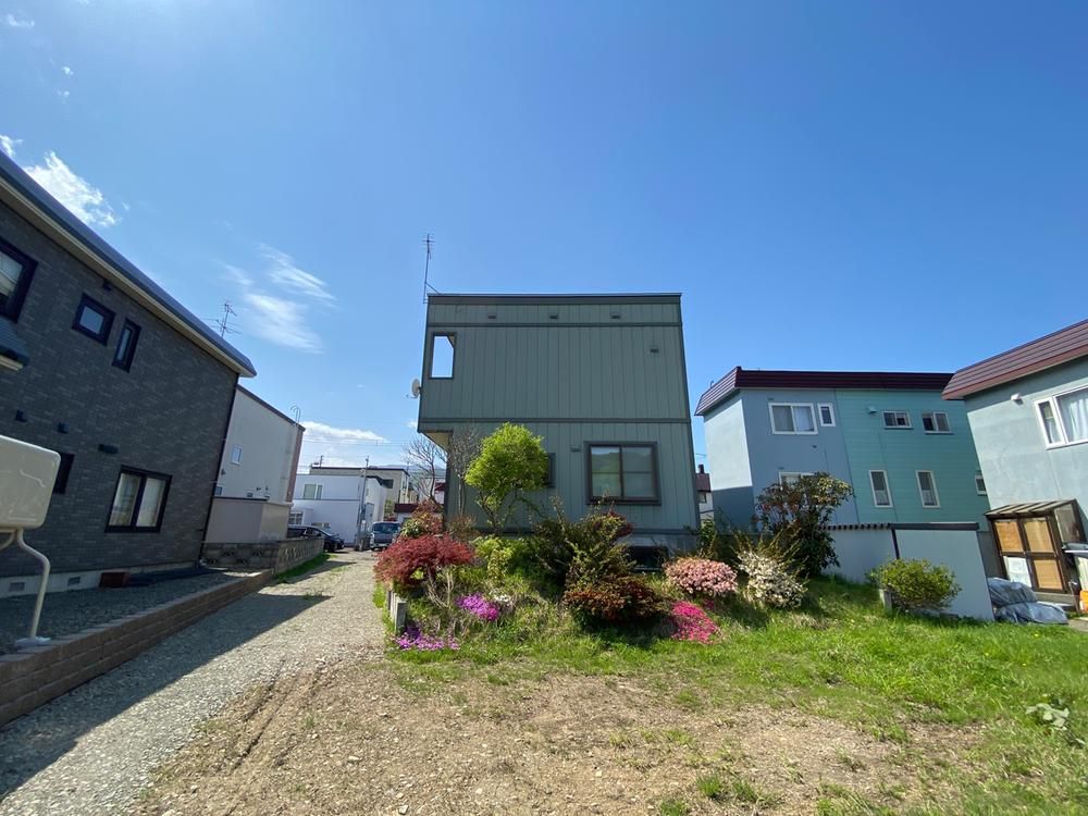 Building Land for Sale in Nishi Ward, Sapporo – 251m² - Thumbnail 2