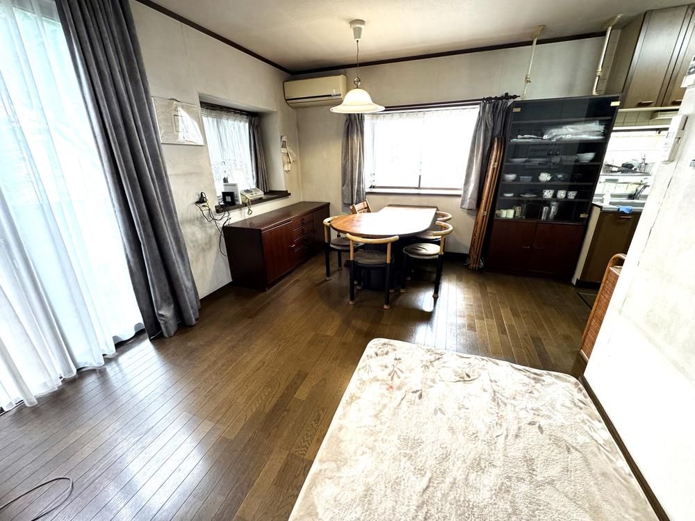 4LDK House on Corner Lot in Higashikurume, Tokyo - 29.8M Yen - Thumbnail 4