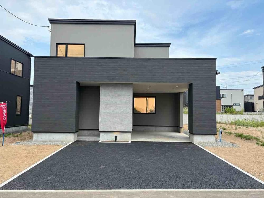 Land for Sale in Kitahiroshima City, Hokkaido - 200m² Plots - Thumbnail 3