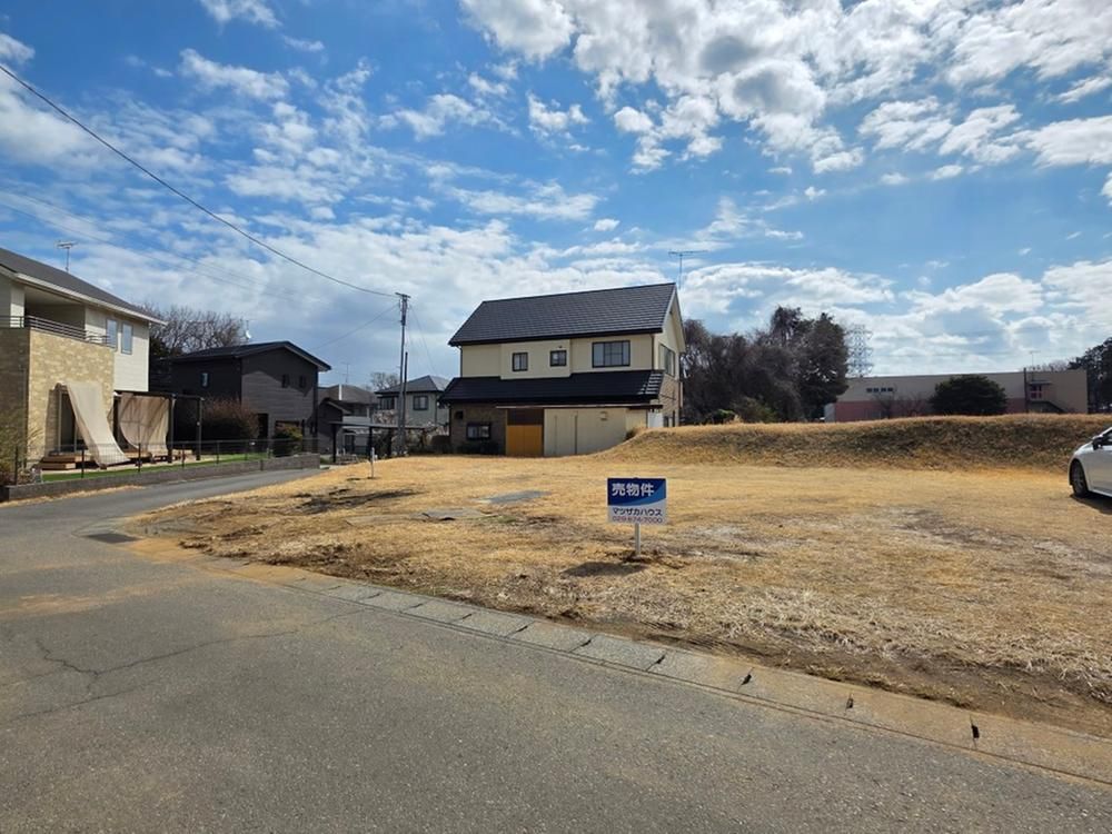 Land for Sale in Ushiku City, Ibaraki - 318 sqm - Thumbnail 2