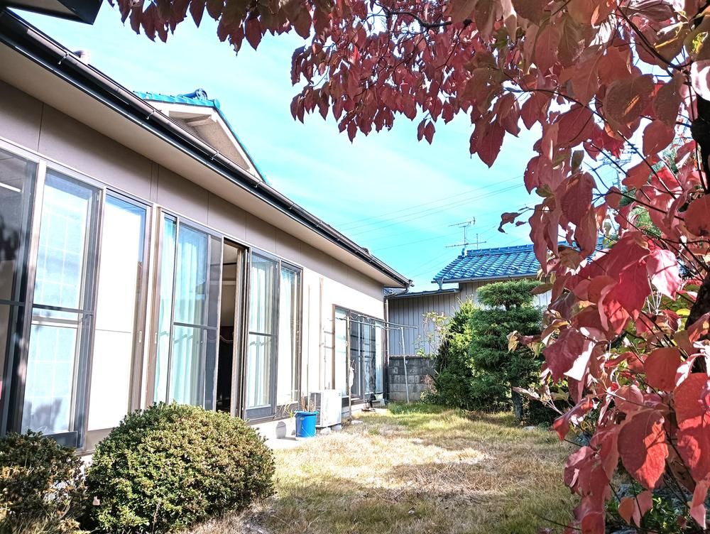 5LDK House with Garden for Sale in Ueda, Nagano - Thumbnail 2