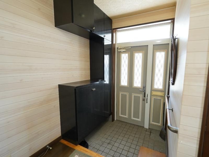 4LDK Detached House in Tomakomai, Hokkaido - 9.5 Million Yen - Thumbnail 3