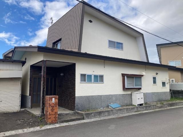 4LDK House for Sale in Hakodate, Hokkaido - 720万円 - Thumbnail 3