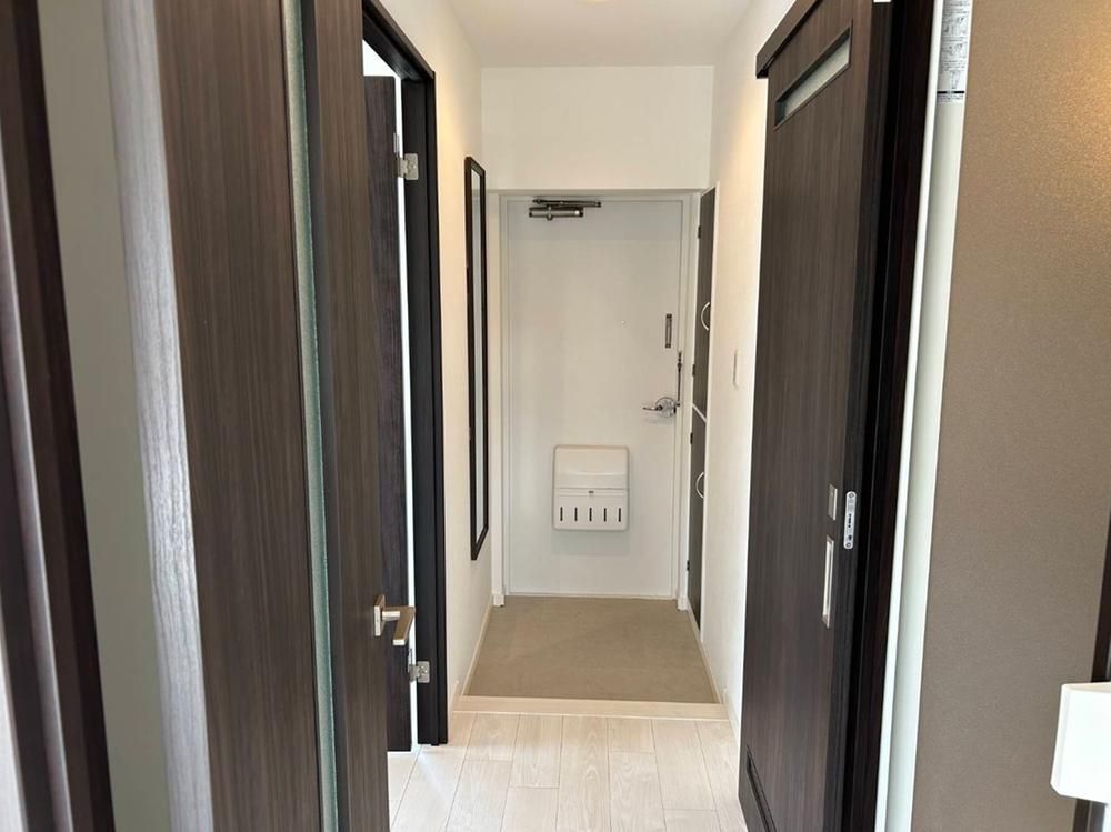 Renovated 1LDK Apartment with Roof Balcony near Kawaguchi Station - Thumbnail 3