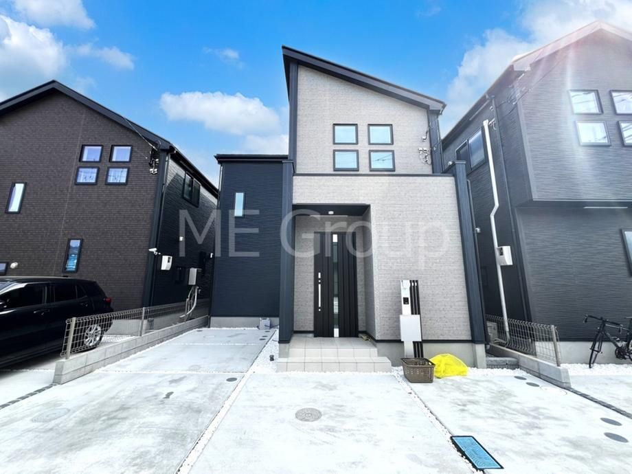 Modern 3LDK House for Sale in Musashimurayama, Tokyo - Thumbnail 2