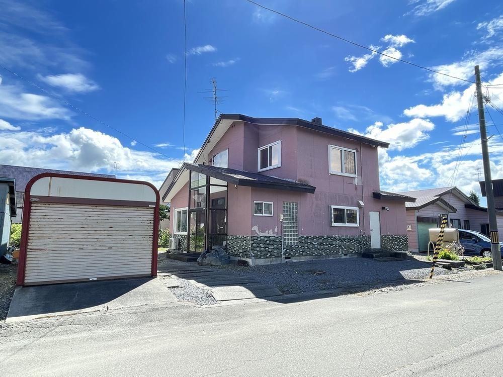 4LDK House for Sale in Bibai, Hokkaido - 2,000,000 Yen - Thumbnail 2
