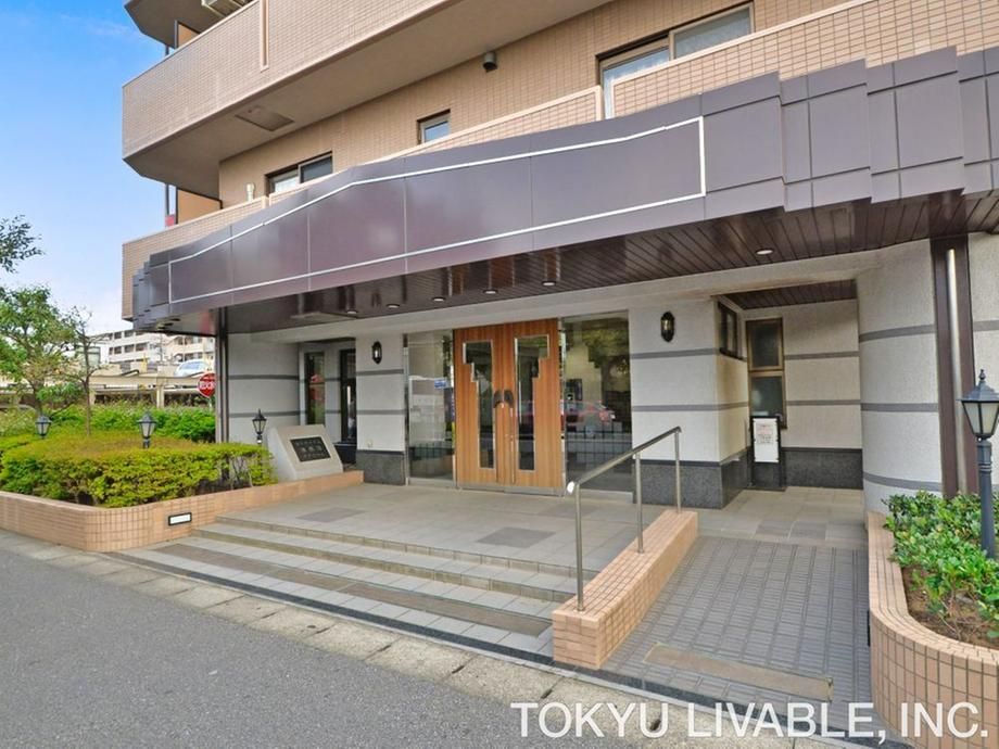 3LDK Apartment for Sale in Funabashi, Chiba - 60.6m2 - Thumbnail 3