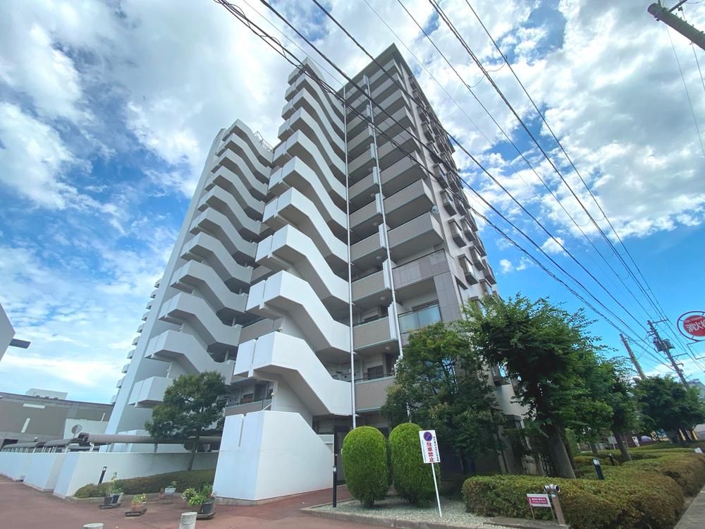 Neo Heights Nagamachi Condominium in Sendai, Miyagi - Thumbnail 4