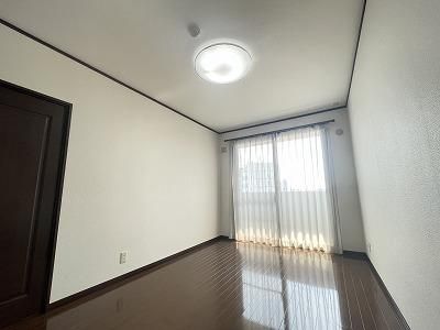 4LDK Apartment for Sale Near JR Suizenji Station, Kumamoto - Thumbnail 4