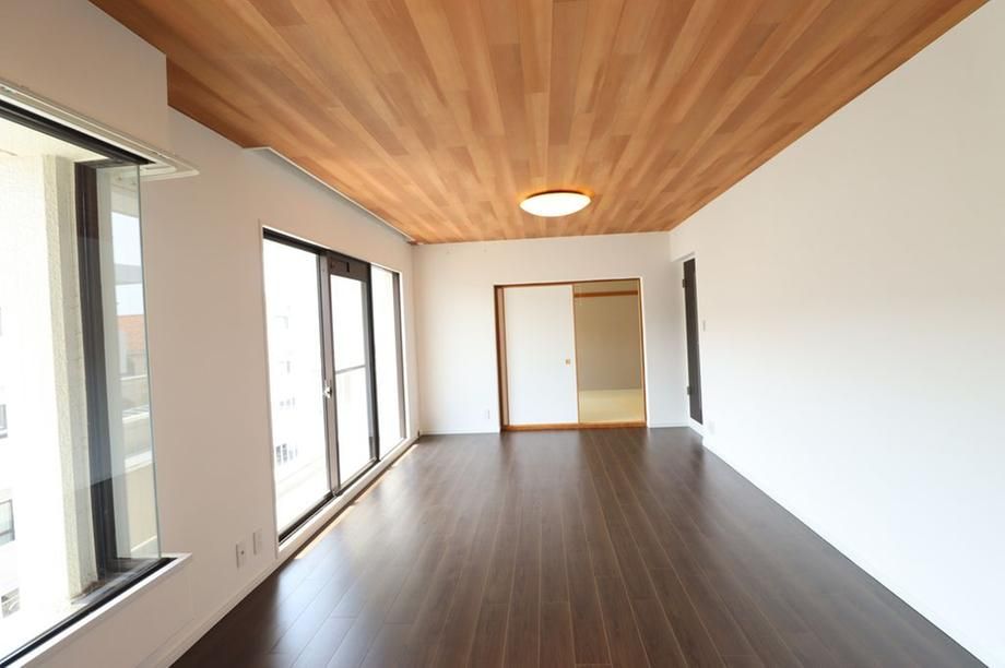 Renovated 3LDK Apartment for Sale in Chigasaki, Kanagawa - Thumbnail 3