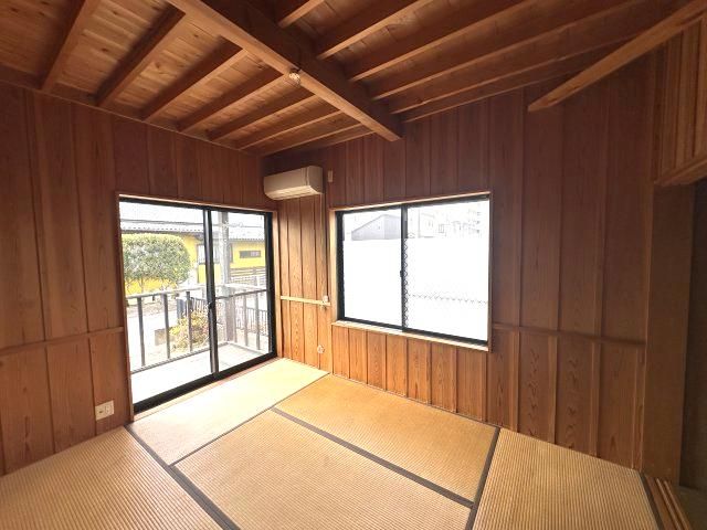 2LDK+S Used House for Sale in Hitachinaka, Ibaraki - 89 sqm - Thumbnail 3
