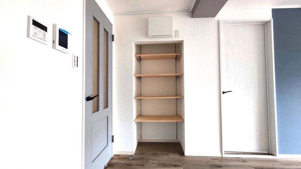 Renovated 2LDK Apartment for Sale in Aoba-ku, Sendai - Thumbnail 2