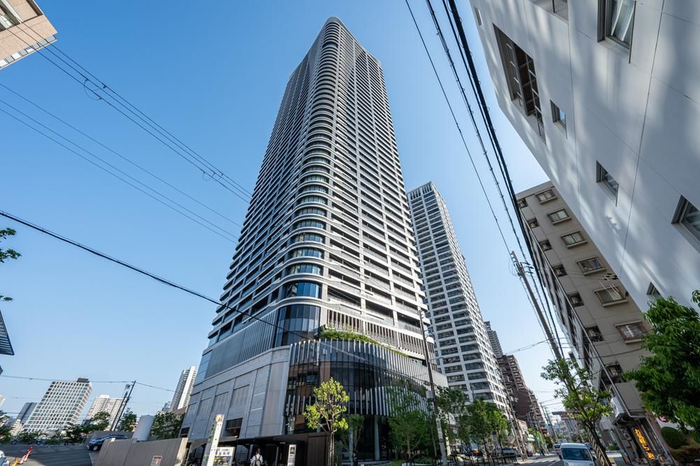 3LDK Apartment for Sale in Fukushima, Osaka - 94m2 - Thumbnail 2