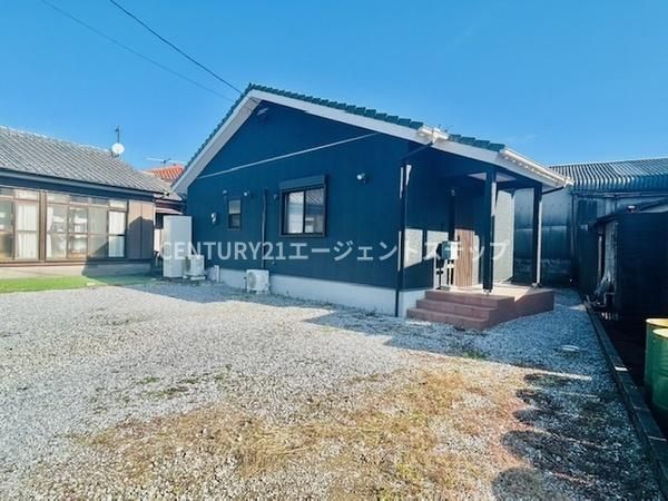 3LDK Detached House for Sale in Sadowara, Miyazaki - 125m² - Thumbnail 2