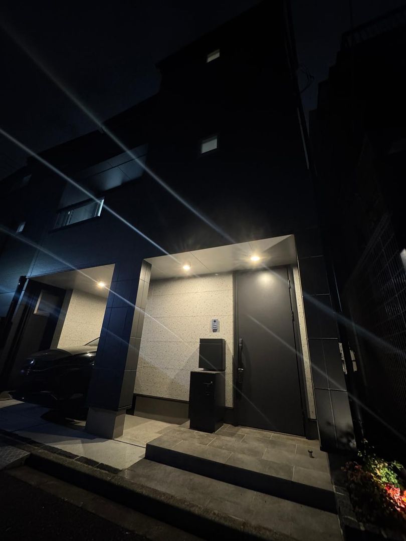 New 3LDK Designer House in Taito, Tokyo with Solar & Garage - Thumbnail 2