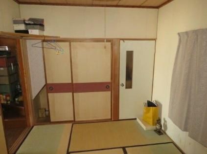3LDK Detached House in Kuriyama, 502m2 Land, 5 Min Walk to Station - Thumbnail 4