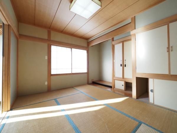 4LDK House for Sale in Asahikawa, Hokkaido - 134.86 sqm - Thumbnail 2