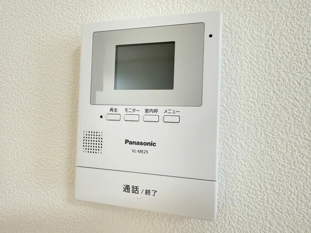 Renovated 2LDK Apartment Near Station in Sapporo - Thumbnail 4