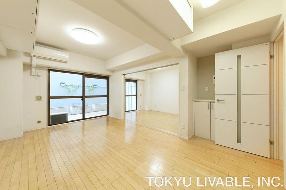 3DK Apartment for Sale in Hodogaya-ku, Yokohama - Thumbnail 3