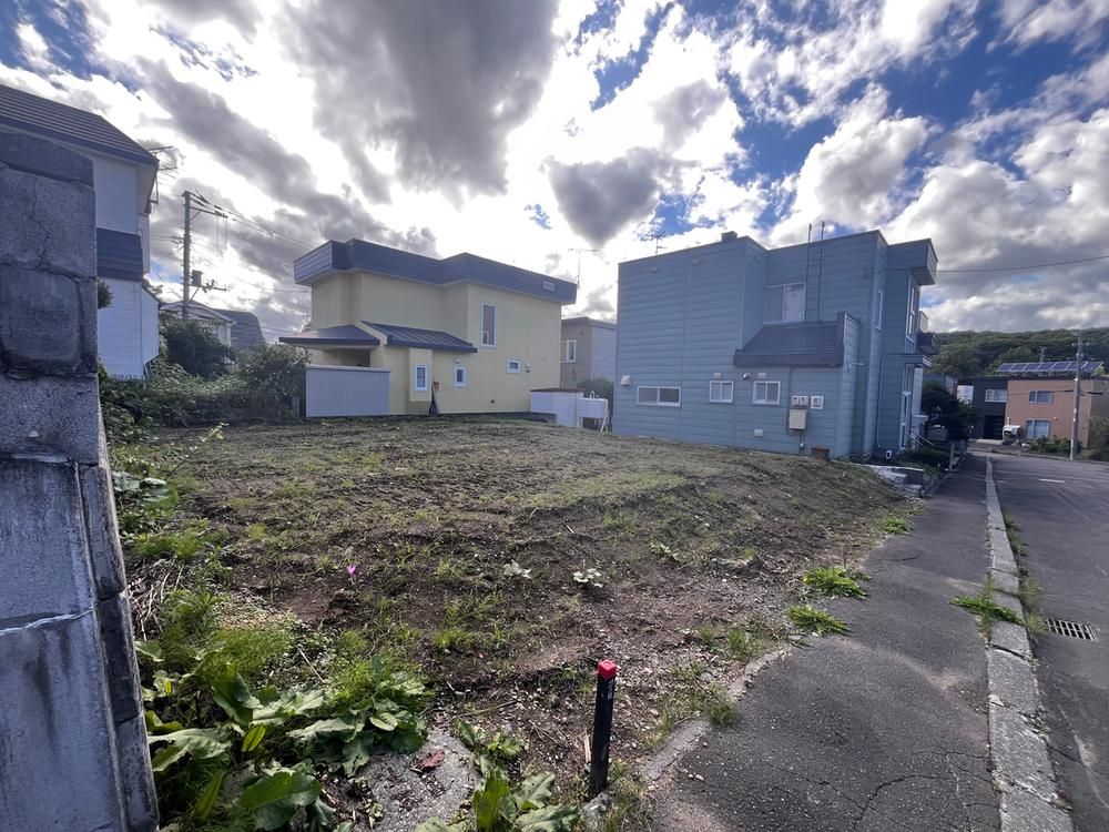 Land for Sale in Minami-ku, Sapporo - 165.1 sqm - Thumbnail 3
