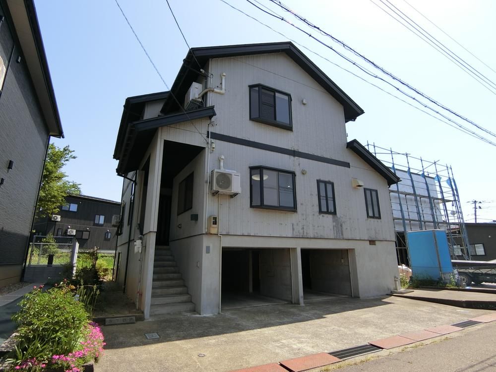 6LDK Raised-Floor House for Sale in Joetsu City, Niigata - Thumbnail 2