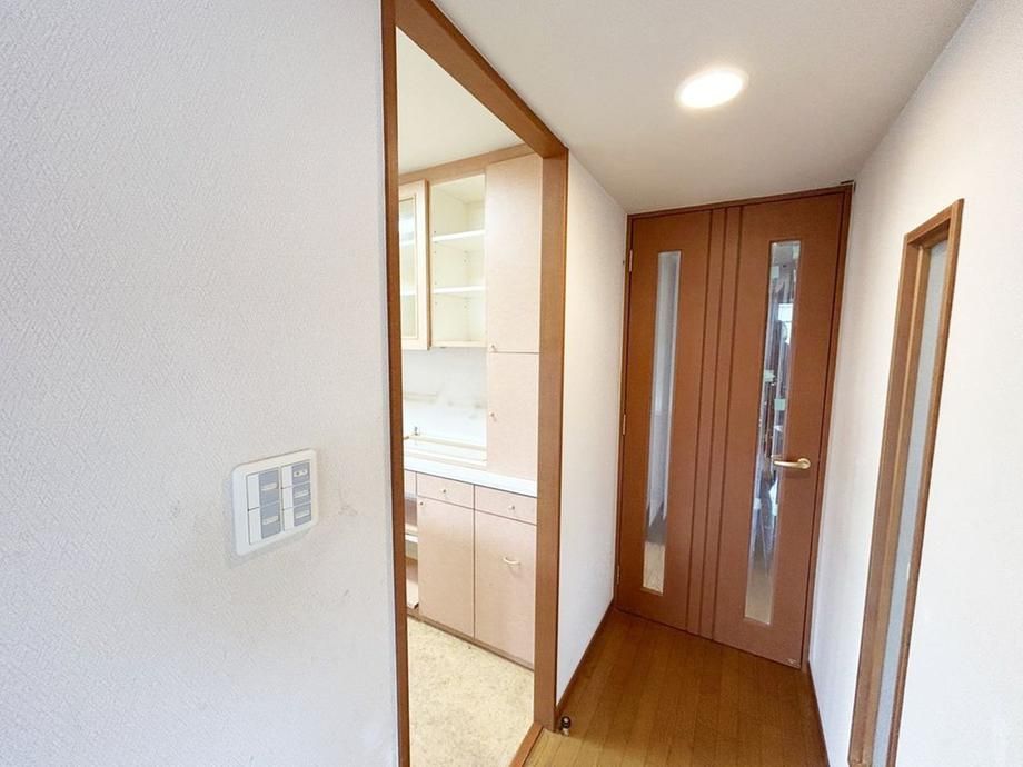 3LDK Apartment for Sale in Aoba Ward, Sendai, Miyagi - Thumbnail 2