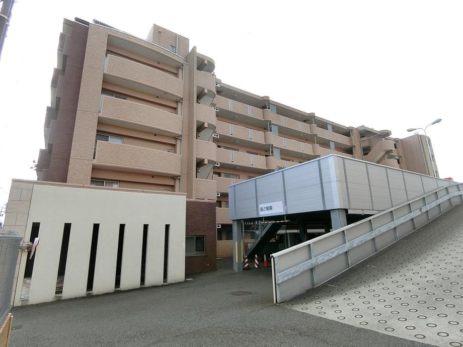 D Grandce Miharata 4LDK Apartment in Yamagata City - Thumbnail 3