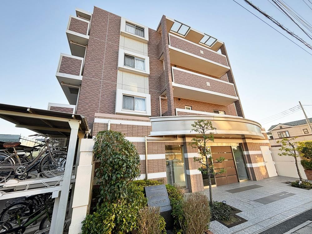 3LDK Apartment for Sale in Matsudo, Chiba - 64.77m2 - Thumbnail 2