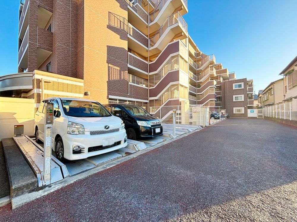 3LDK Apartment for Sale in Matsudo, Chiba - 64.77m2 - Thumbnail 3
