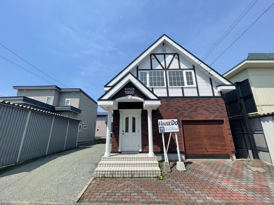 Renovated 2LDK+S House for Sale in Asahikawa, Hokkaido - Thumbnail 2