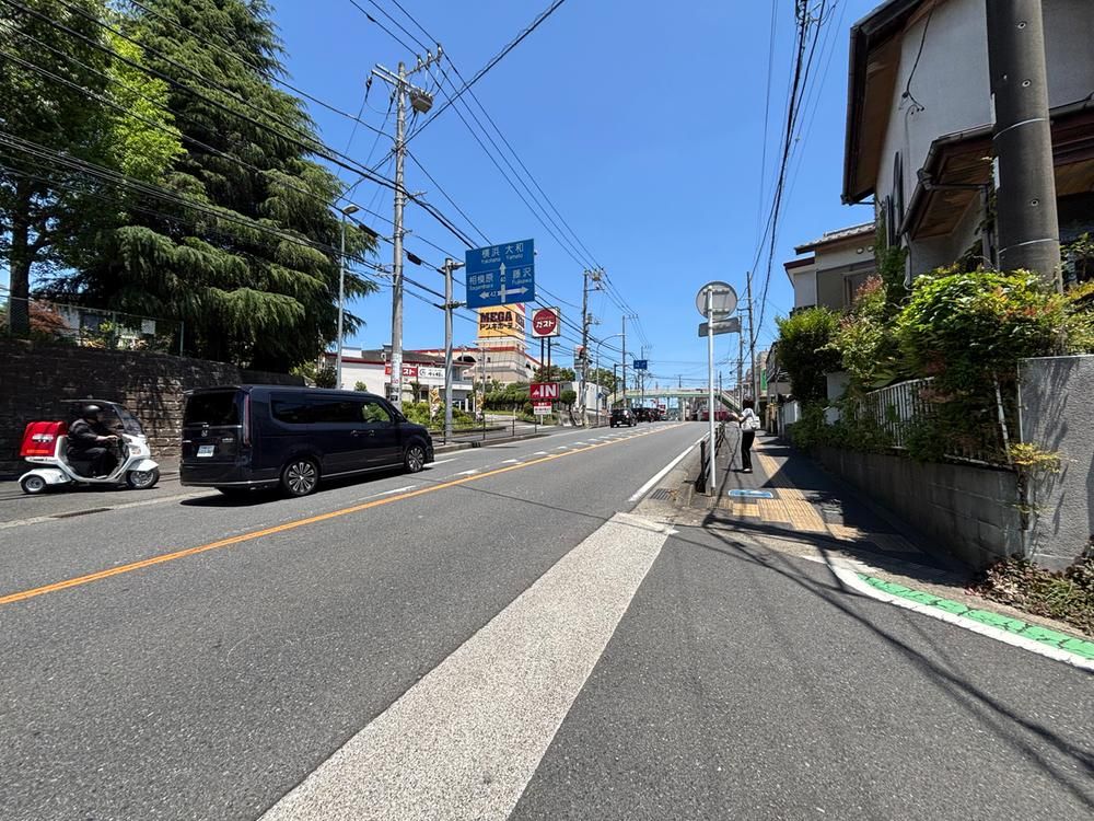 Land for Sale in Ayase City, Kanagawa – 100.57m2 Corner Lot - Thumbnail 3