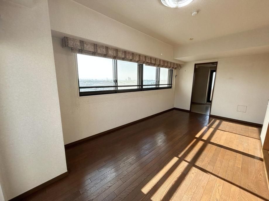 3LDK Apartment for Sale in Nakahara-ku, Kawasaki - Thumbnail 2
