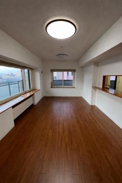 3LDK Apartment for Sale in Hakodate, Hokkaido - 84.2m2 - Thumbnail 3