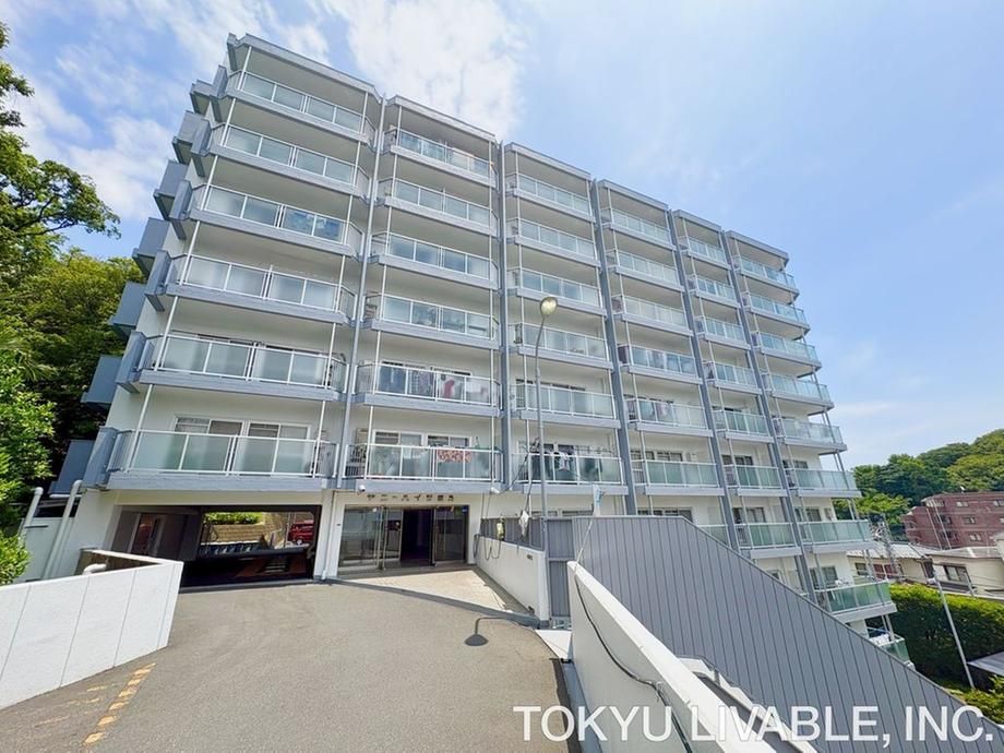 2LDK Apartment for Sale in Tsuzuki Ward, Yokohama - Thumbnail 2