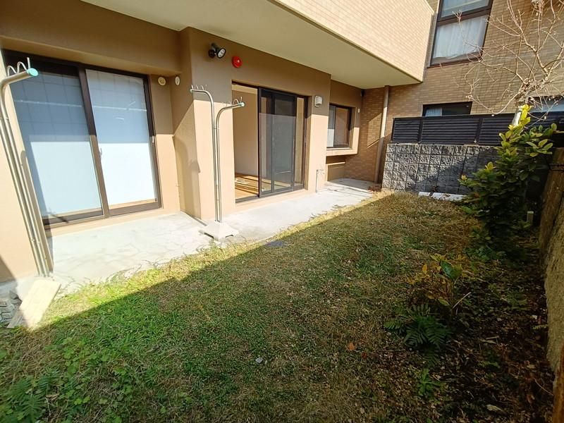 Renovated 4LDK Apartment in Kagoshima City with Private Garden - Thumbnail 2