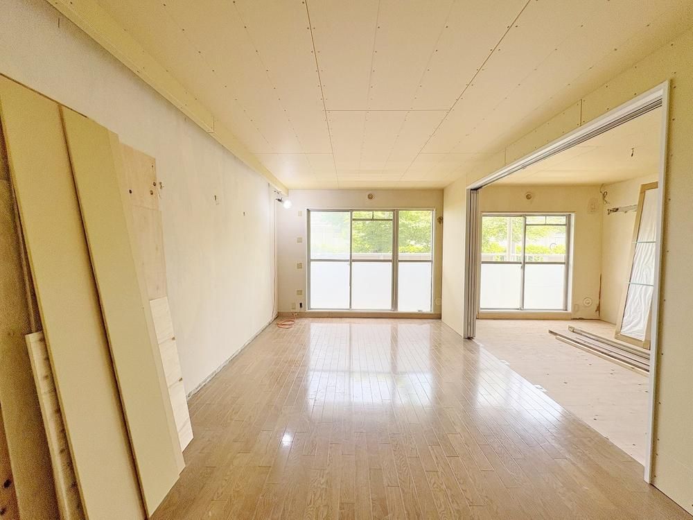 4LDK Renovated Apartment in Saitama City for Sale - Thumbnail 4