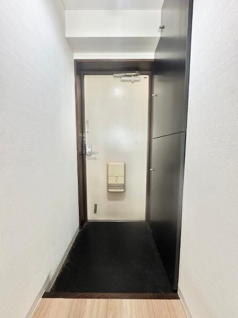 2DK Apartment for Sale in Minami-ku, Yokohama - 50.25m2 - Thumbnail 3